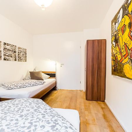 Ferien Und Messewohnug Lägenhet Köln Exteriör bild